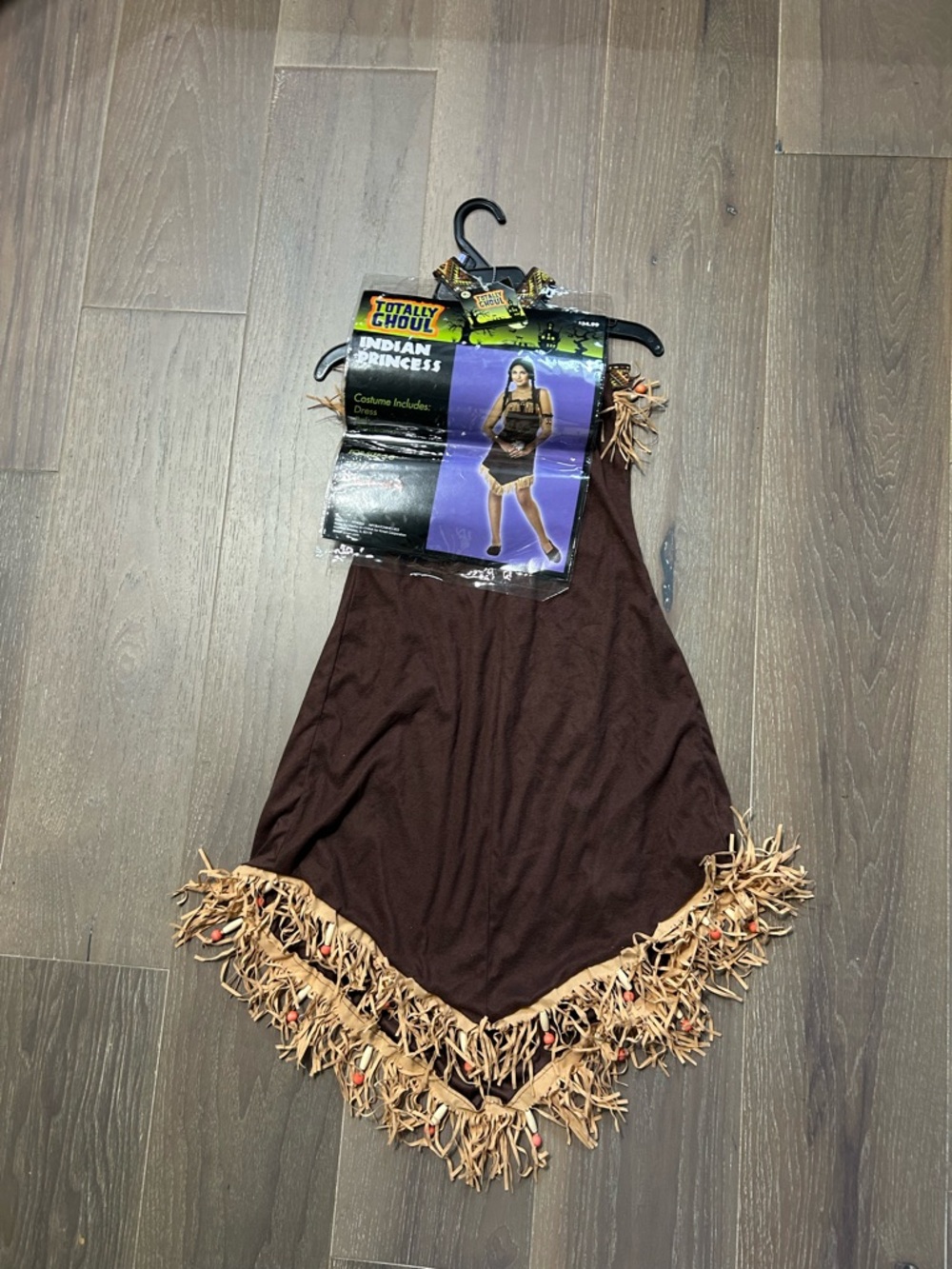 Totally ghoul vintage Indian princess junior costume. NWT 3-5(hs)